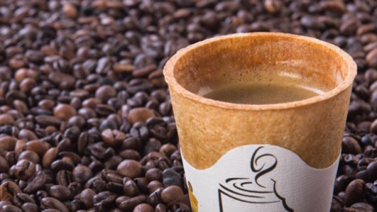 Кафе пийни, вафла отхапи&hellip; гладът депутатски засити, нали?