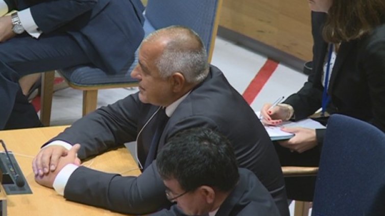 Премиер, президент, министър... Кой трябваше да отиде в Ню Йорк?