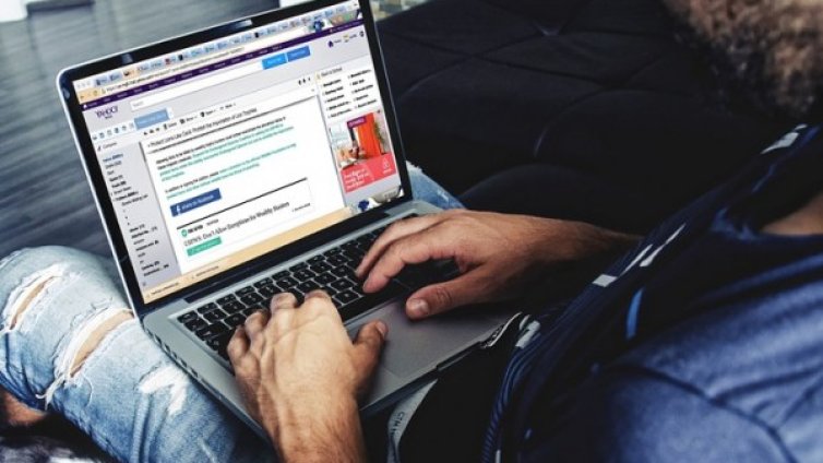 Педофили в нета: Изнудват деца и родители, искат откупи по ?5000