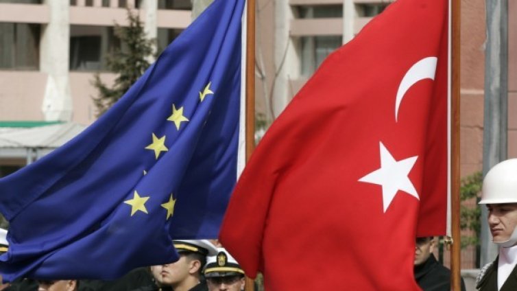 Европарламентът реже ?70 млн. за Турция