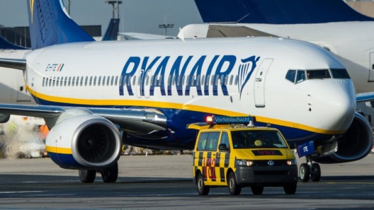 Нови правила за пасажерите в Ryanair и... бяс в Брюксел