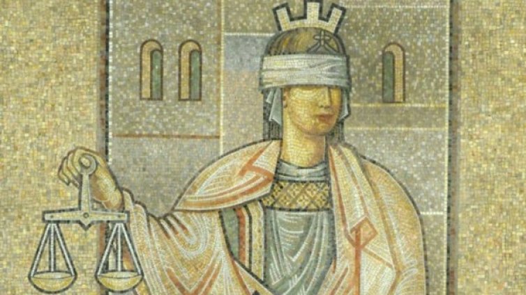 Бивш училищен директор на съд: Блудствал с деца!