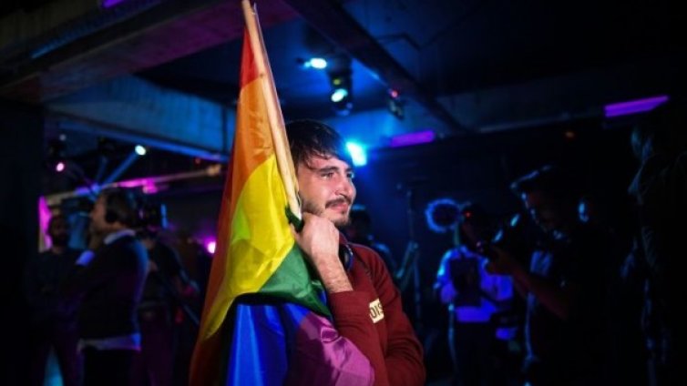 Ниска избирателна активност&hellip; провал на гей вота в Румъния