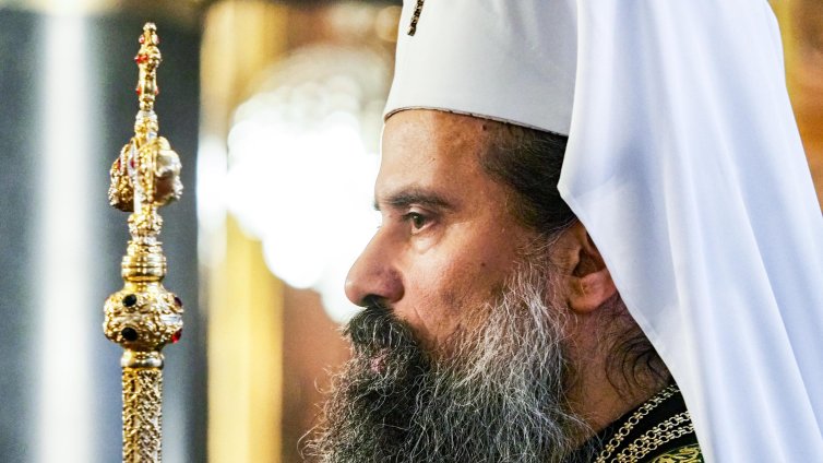 Патриарх Даниил: Христовото Възкресение побеждава скръбта и страха