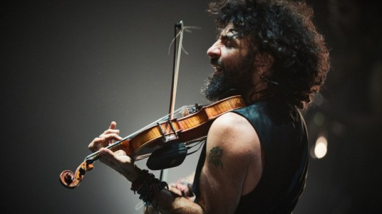 Ара Маликян: Мечтая да свиря българска народна музика