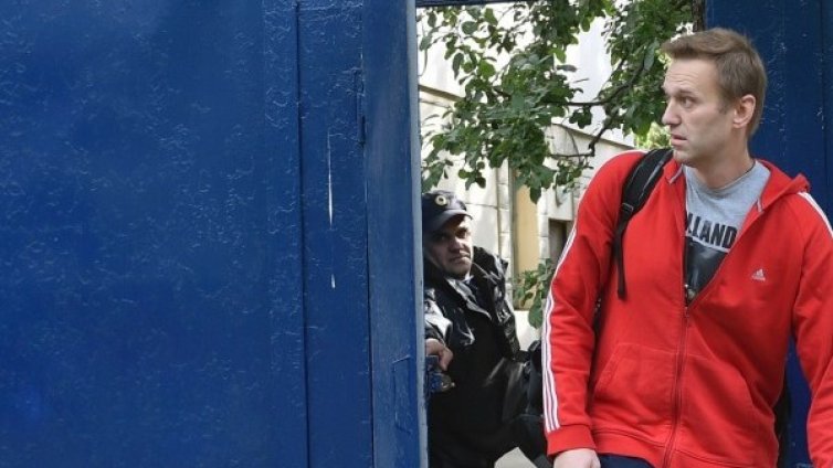 Навални отново на свобода след два месеца в затвора