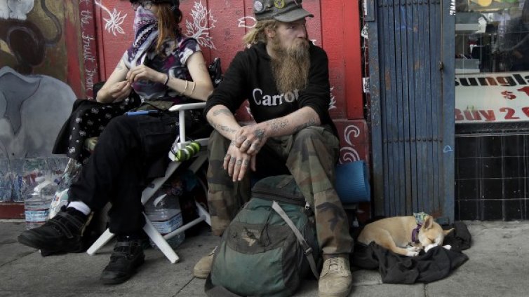 Забрана: Бездомниците в Унгария &ndash; аут от улицата!