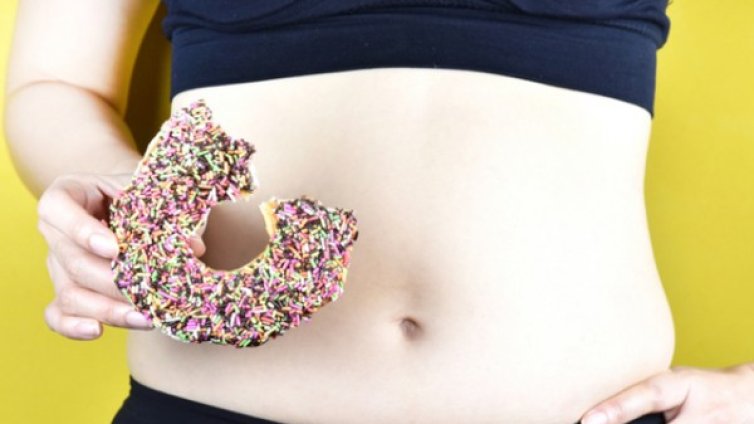 Газирано, пържено... 7-те храни, които образуват корем