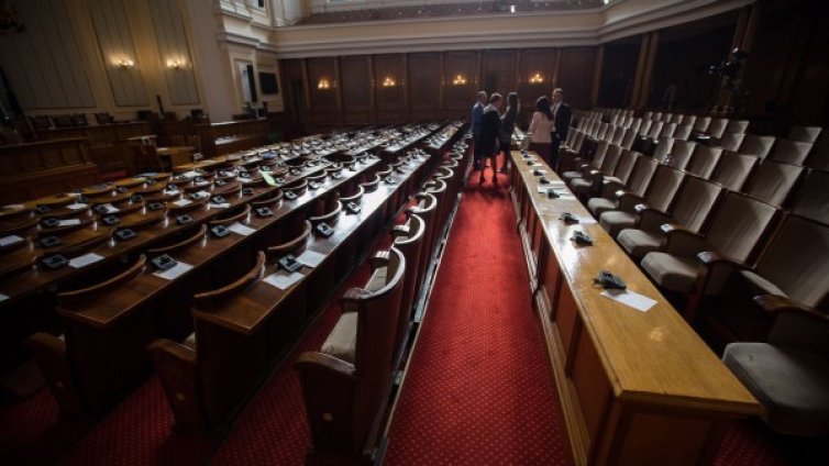 Дебатите по вота на недоверие &ndash; в петък