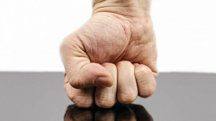 Ревност, бой... А накрая &ndash; отвличане и изнасилване