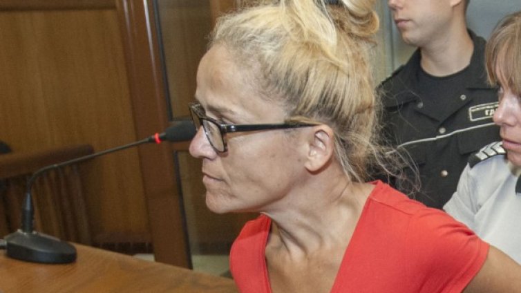 Иванчева искала да спира строежи до 15 м... И и дали!