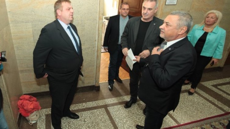 Симеонов остава, почти се извини: Не съм звяр, виждам, че са болни!