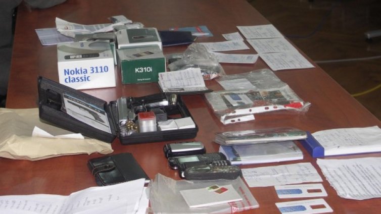 Ало апаши връщат 23 бона на баби и... малки присъди