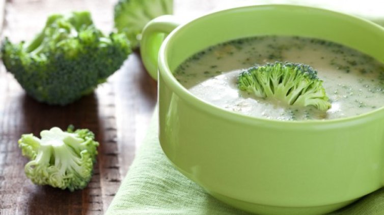 Рецептата Dnes: Диетична супа от броколи