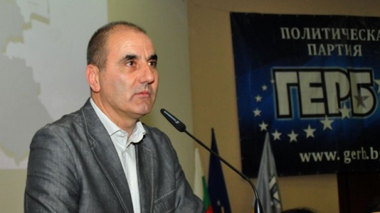 Цветанов подкрепи Симеонов: Винаги е работил за хората!