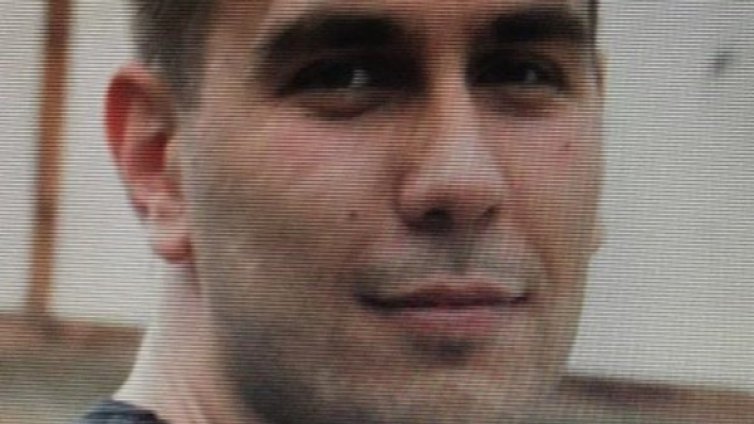 Убиецът е жив! Остави два трупа след себе си (на жена и на бебе)