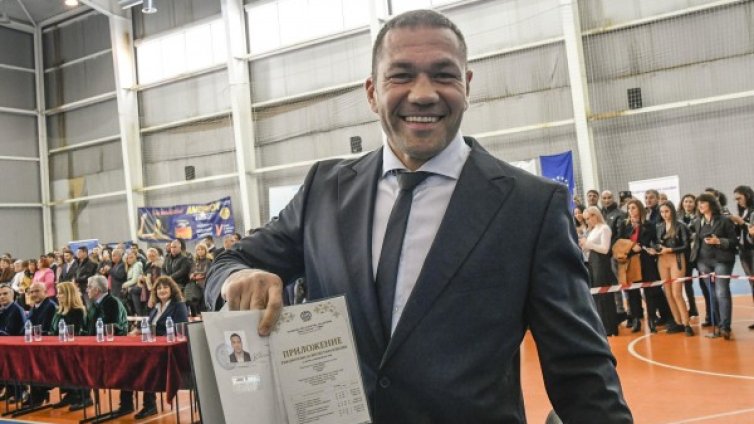 Кобрата висшист: Получи дипломата си от НСА