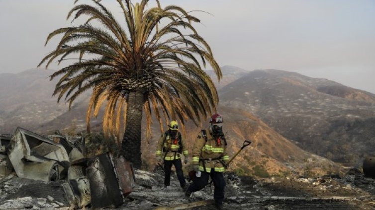 Жертвите на пожара в Калофорния достигна 23 души