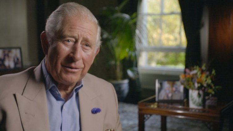 Британската Кралска поща с марка на принц Чарлз