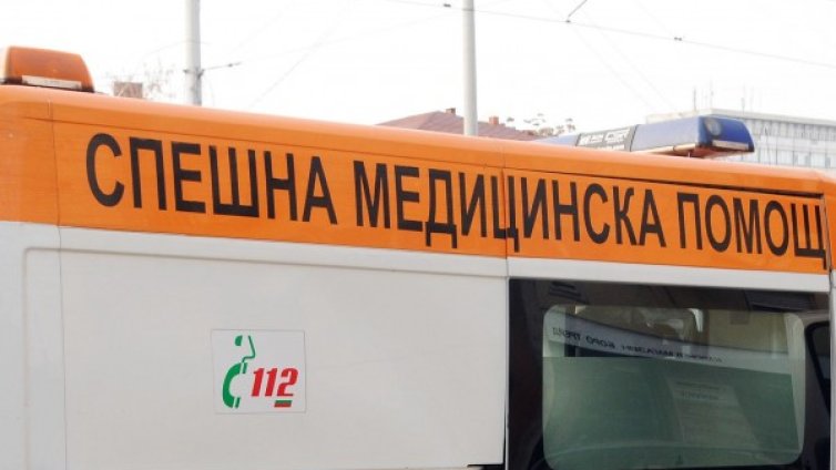 Откриха тяло на жена до жилищна сграда във Варна