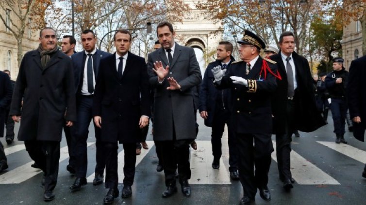 По трудния начин Макрон разбра - "зелените" данъци носят рискове