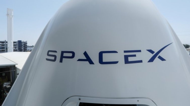 SpaceX пише история