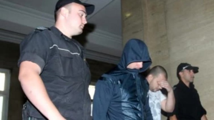 Автокрадецът Яро сгащен, бил с чужда лична карта