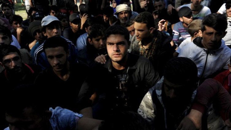 Мигрантите избират влака от Истанбул към България 