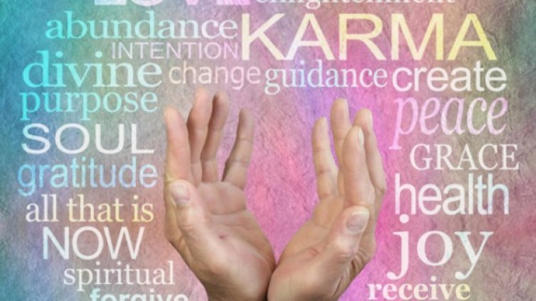 По кой път да поемем? Петте важни закона на кармата