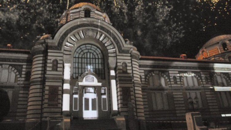 Откраднаха статуята на Аполон от Централна баня