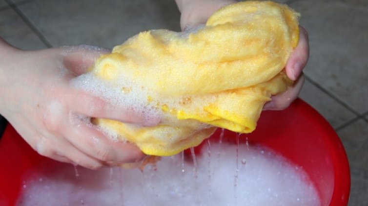 Предколедно чистене &ndash; как да се справите?