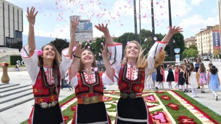 Годината в снимки: Май 2018