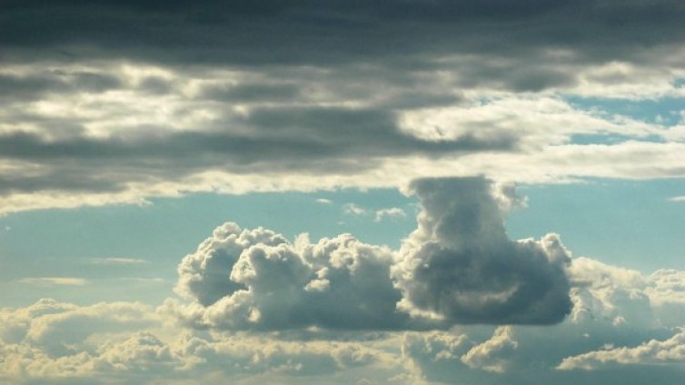 Нахлува по-студено време, идват дъжд и сняг