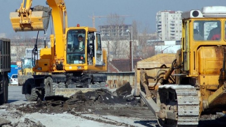 Внос на кадри? У нас има резерв на пазара на труда от 500 000 работници!