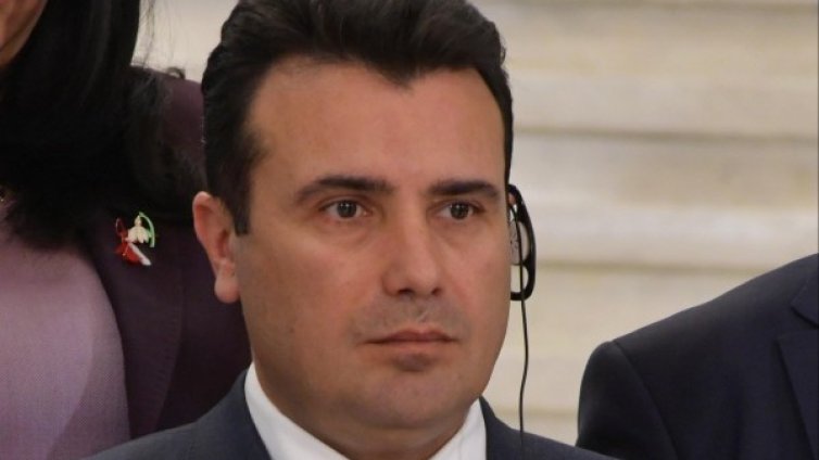 Заев ще отваря границите и със Сърбия, и с България?