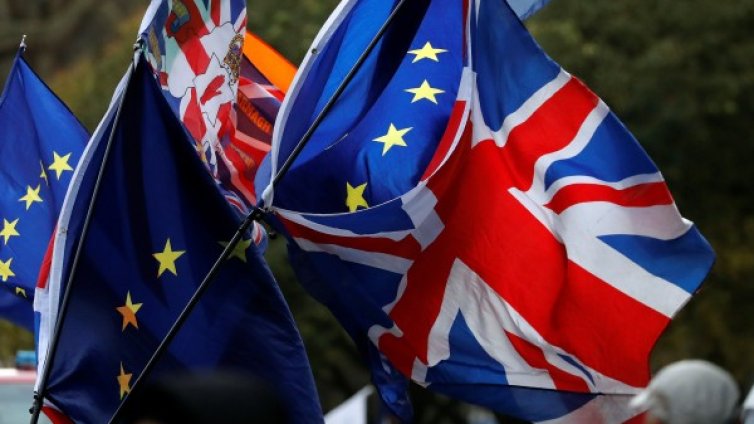 Отлагане на Brexit: Българите гласуват за Европарламент 