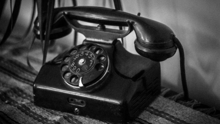 Дядо стана Мистър 10%! Печелел като муле на ало измамници