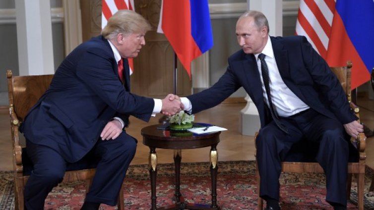 Подозрения за сговор на Тръмп и Путин, опряха до... преводачите