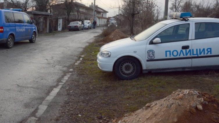 След пиянски запой мъж уби приятеля си по чашка 