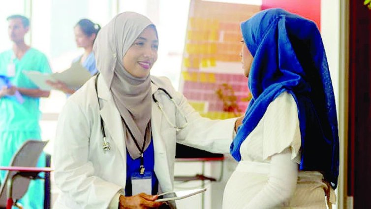 Внасяме медицински сестри от Индонезия 