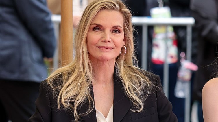 Мишел Пфайфър говори за живота си след раждането на внучето ѝ