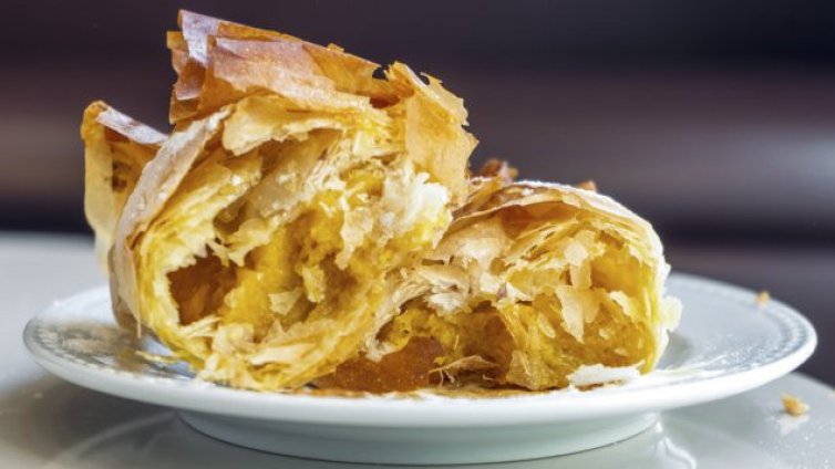 Баница с тиква и орехи за Петковден