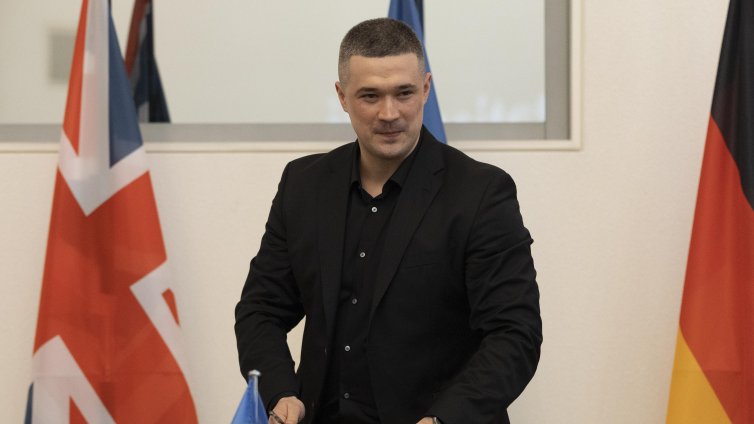 Как Зеленски си създаде съперник в лицето на Михайло Федоров