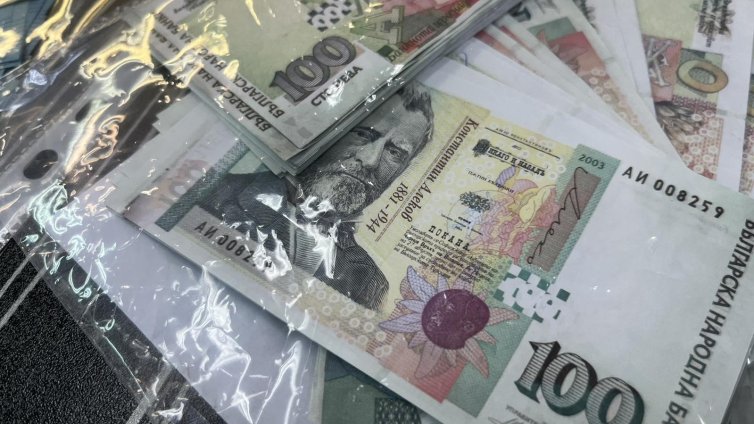 Разбиха група, заливала казина и чейндж бюра с фалшиви банкноти