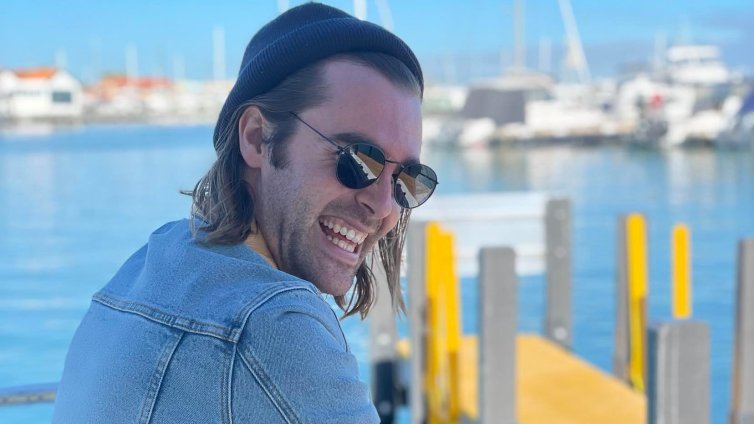 Австралийски подкастър наръга до смърт приятелката си