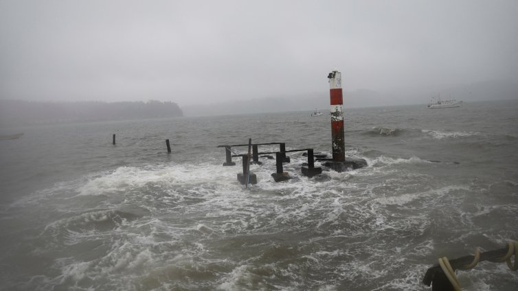 Трусът в Камчатка е повредил руска база за ядрени подводници