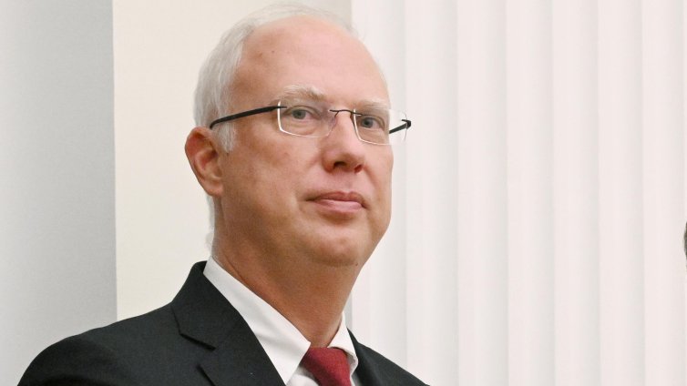 Дмитриев: Време е да видим двойните стандарти