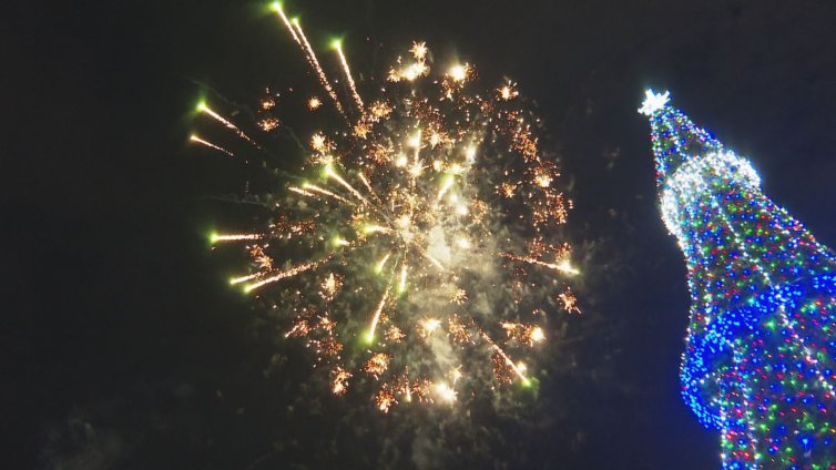 Последният ден от годината ще е слънчев, новогодишната нощ - студена и ветровита