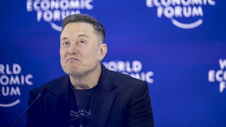 Реалистична ли прогнозата на Мъск за бъдещето на безпилотните коли?  