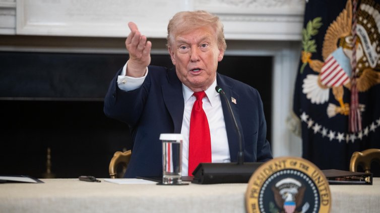 Утре Тръмп ще премине рутинен годишен преглед